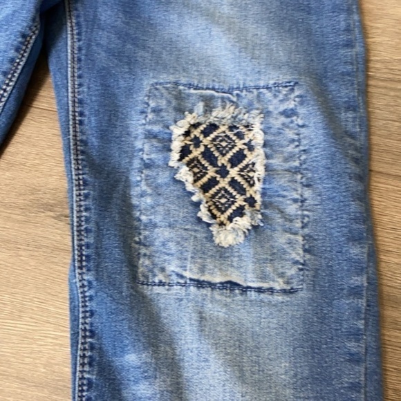 Twenty one Black Premium Distressed Patch Jeans - Picture 3 of 8